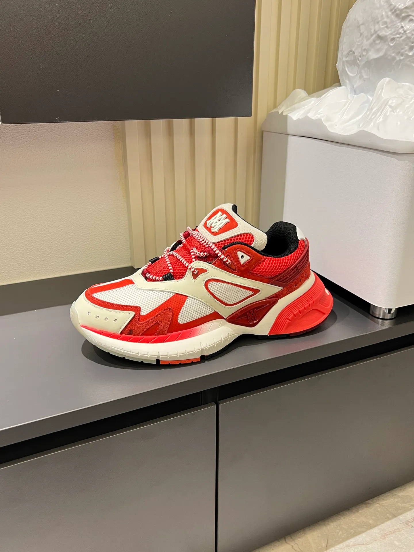 Men's shoes 💰p680 AMIRI's new men's casual sports shoes, made of first-layer cowhide upper and original breathable mesh, rich in three-dimensionality, contrasting color design, simple style, fashionable and sporty, breathable mesh lining, original ultra-light outsole, a must-have item for daily leisure! Size: 38-45!